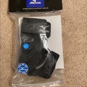 Left Mizuno Ankle Brace